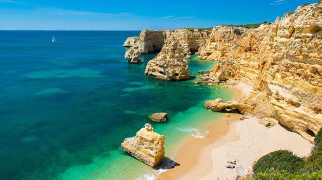 Temple Suites Guesthouse Portimao Ngoại thất bức ảnh