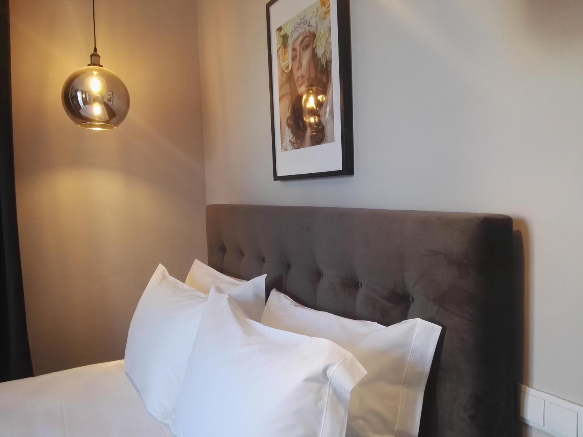 Temple Suites Guesthouse Portimao Ngoại thất bức ảnh