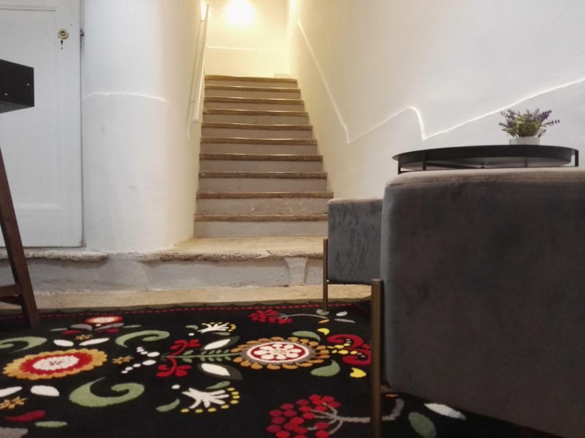 Temple Suites Guesthouse Portimao Ngoại thất bức ảnh